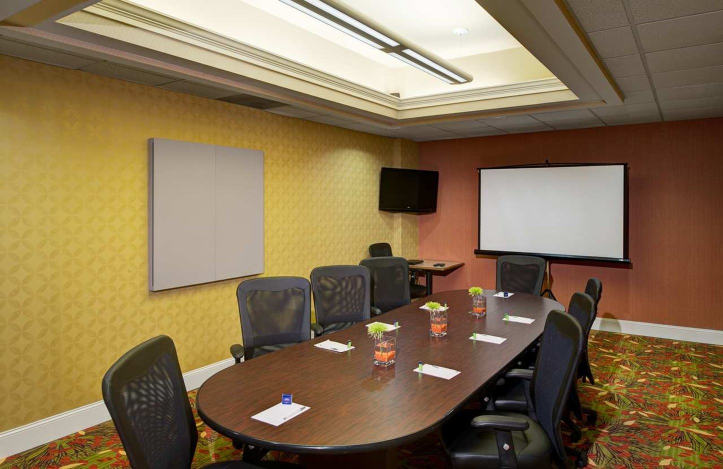 Hampton Inn & Suites Charlotte Arrowood