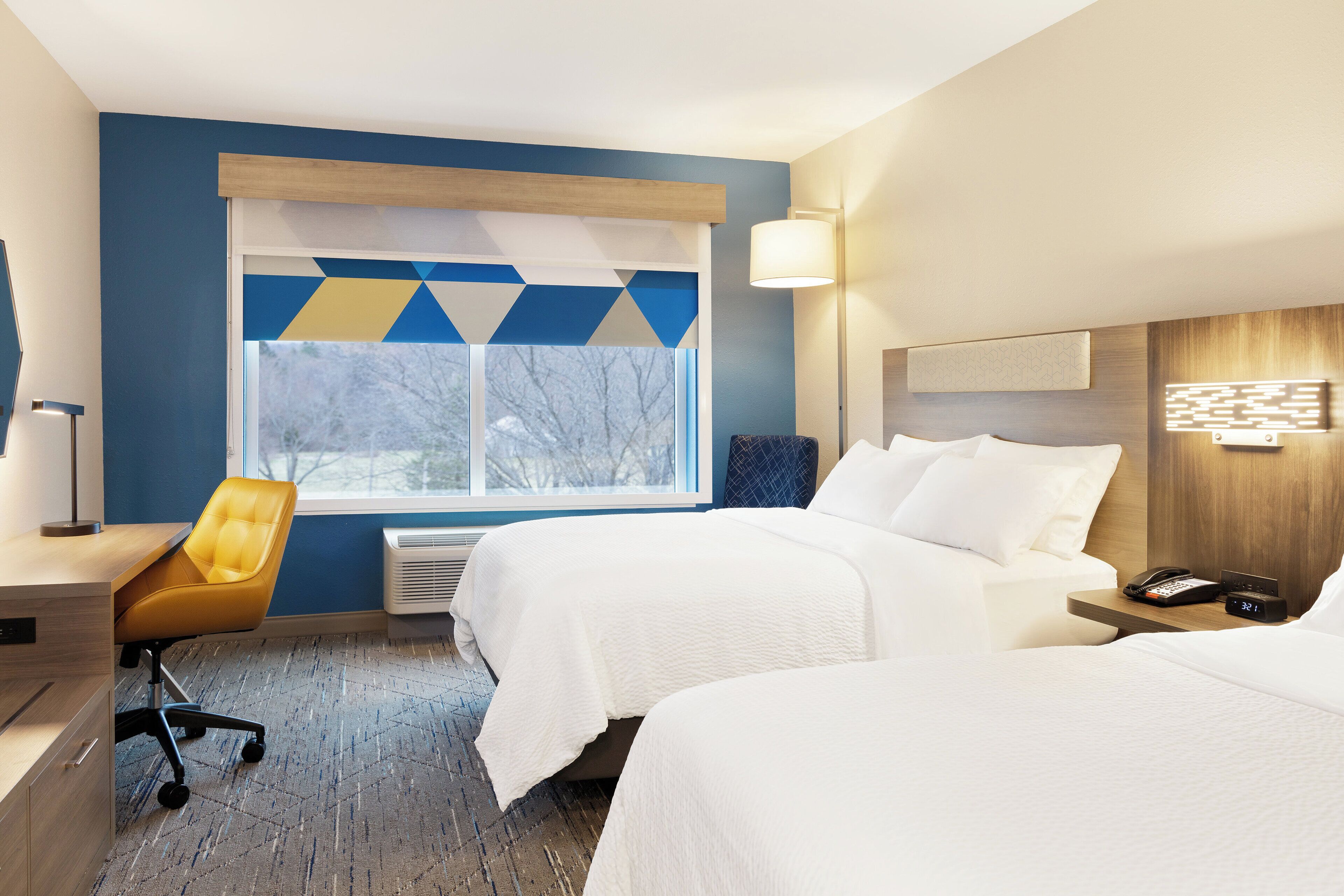 Holiday Inn Express & Suites Charlotte Airport Area