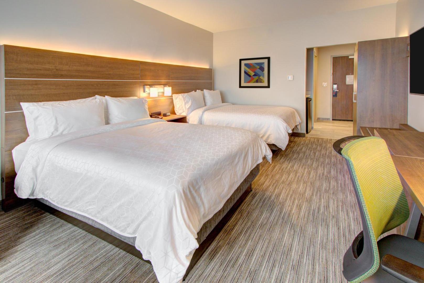 Holiday Inn Express & Suites Charlotte Southwest