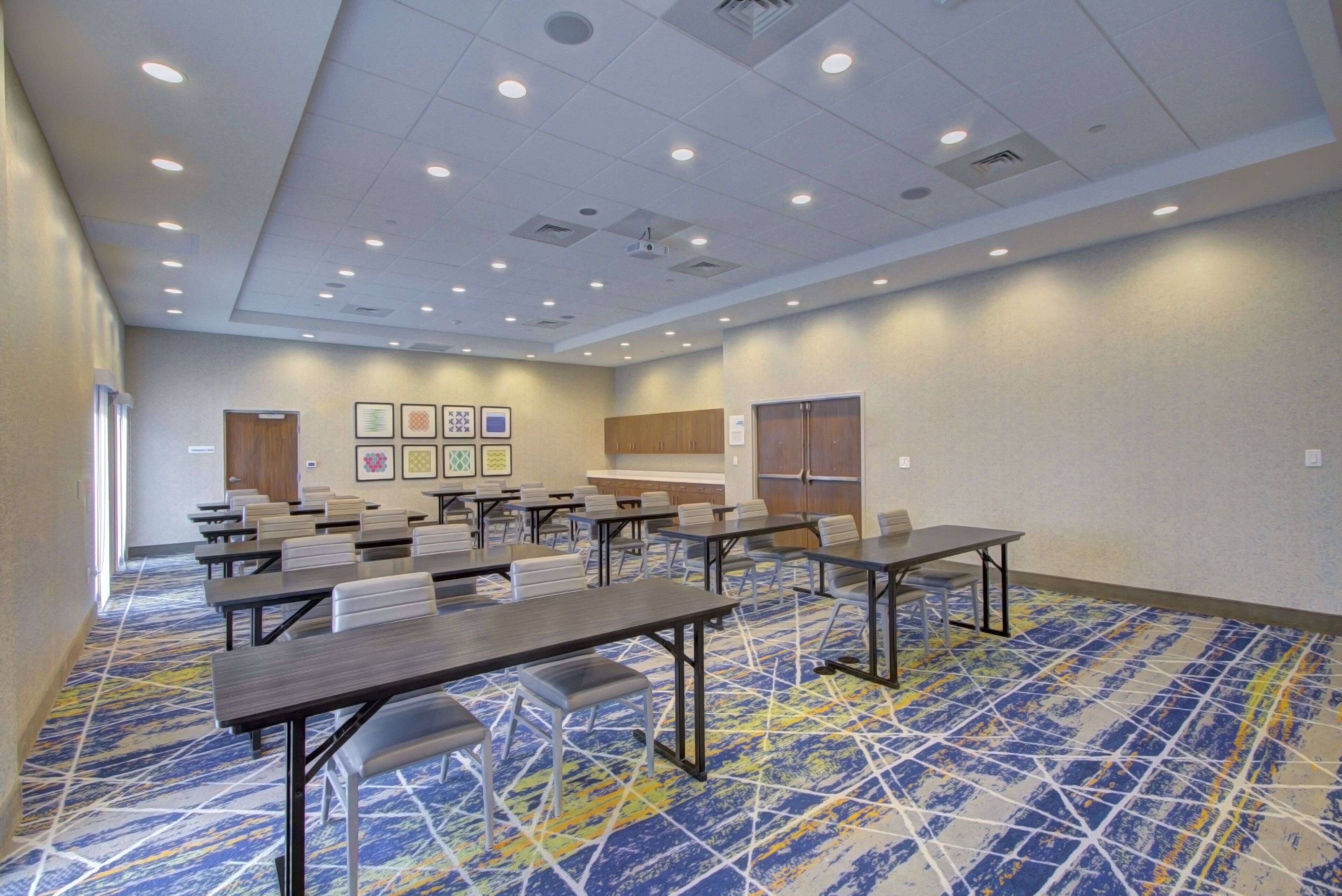 Holiday Inn Express & Suites Charlotte Southwest