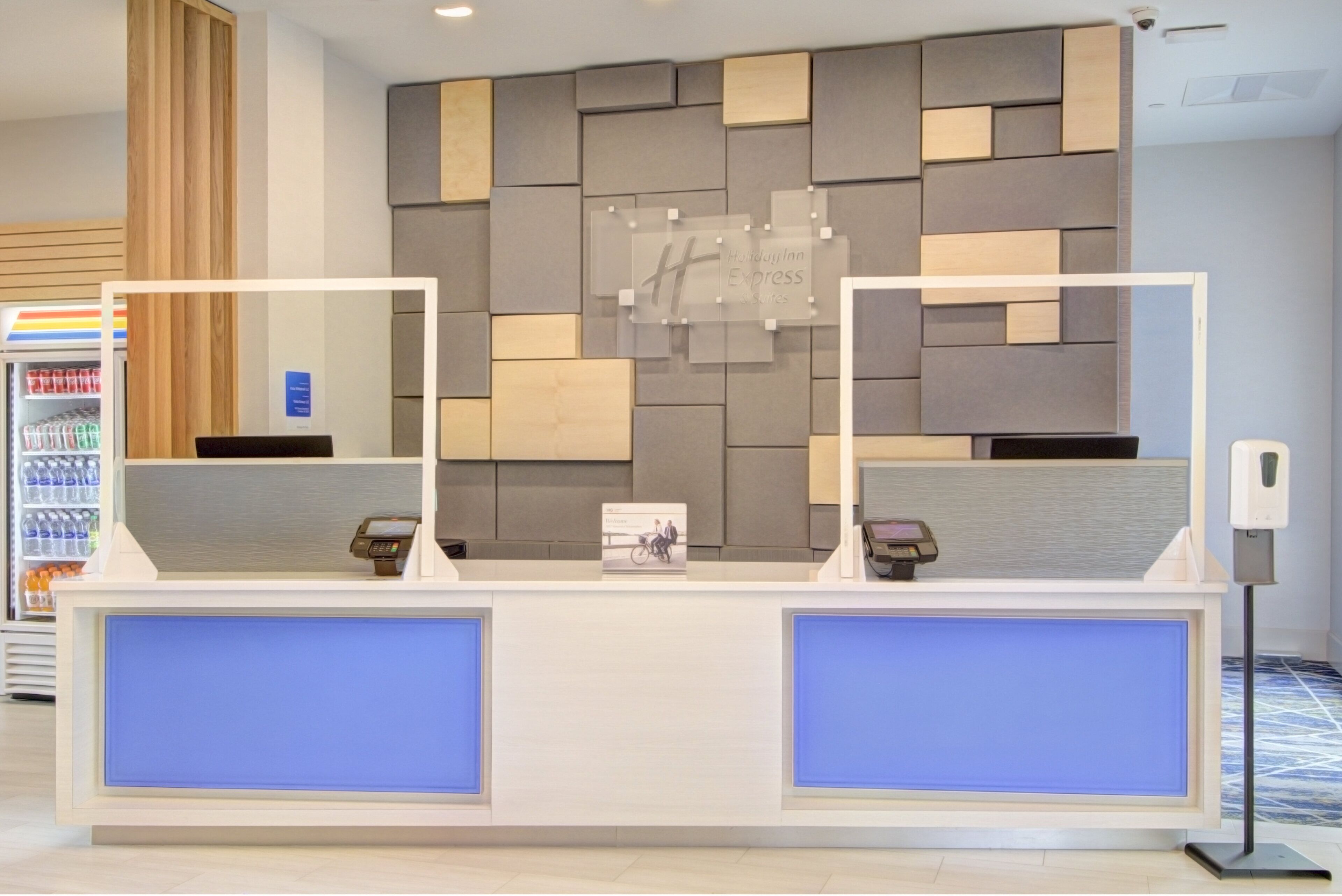 Holiday Inn Express & Suites Charlotte Southwest