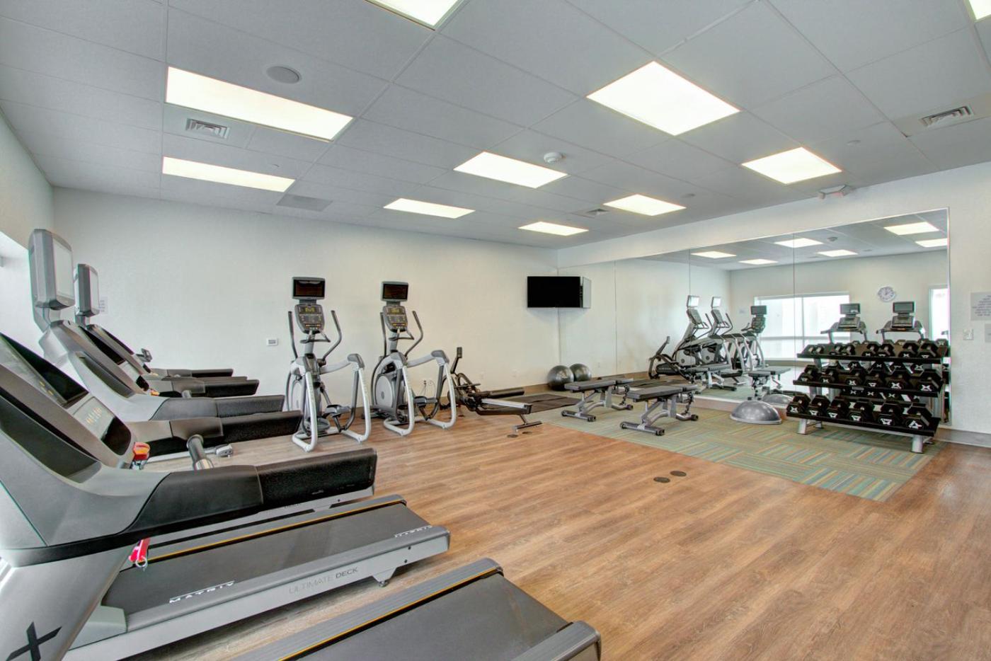 Holiday Inn Express & Suites Charlotte Southwest