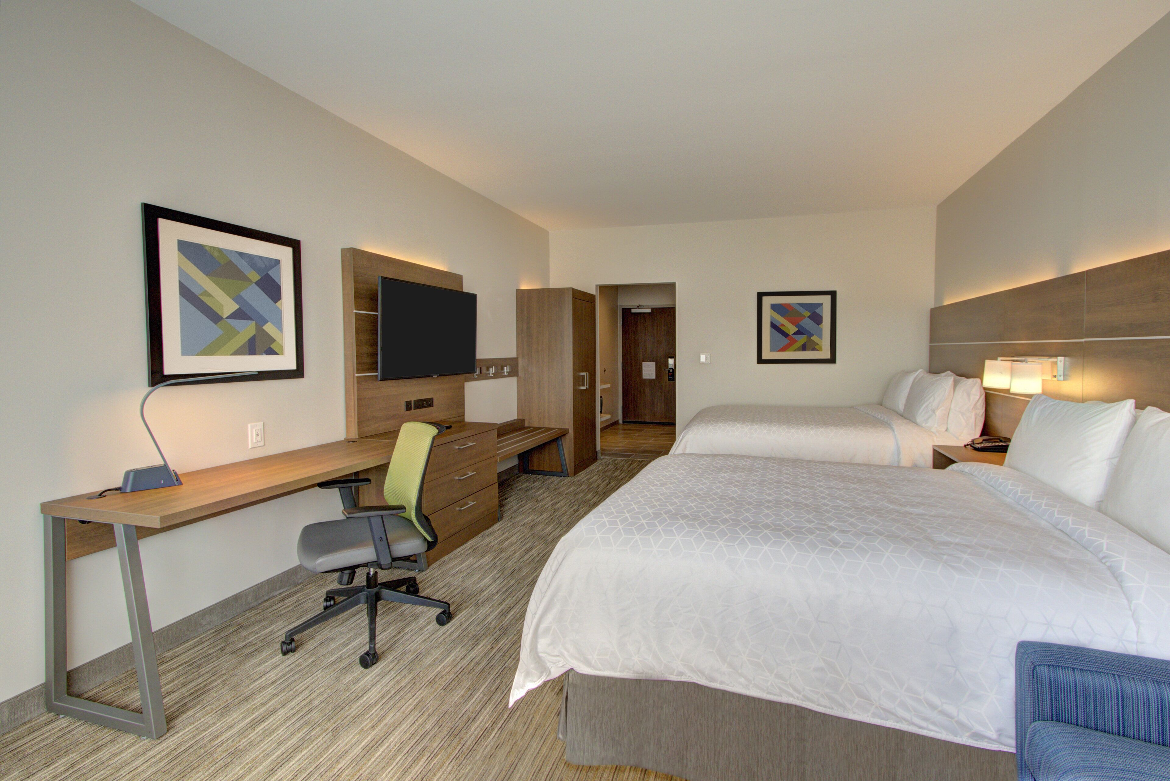 Holiday Inn Express & Suites Charlotte Southwest