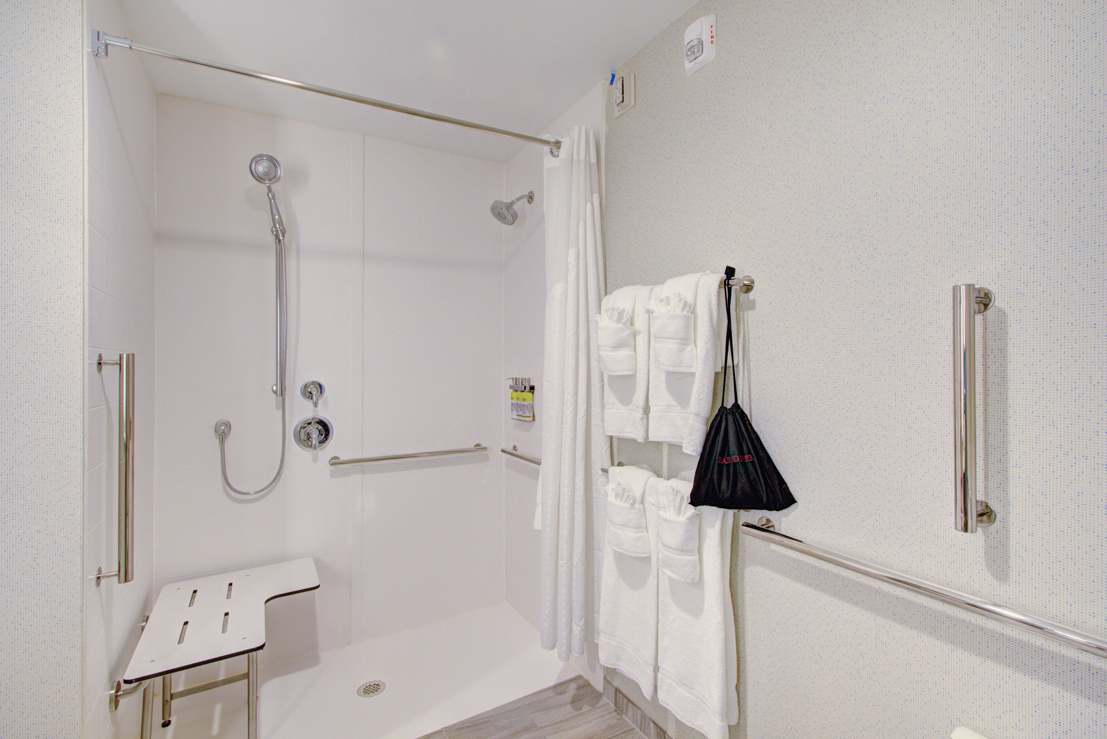 Holiday Inn Express & Suites Charlotte Southwest