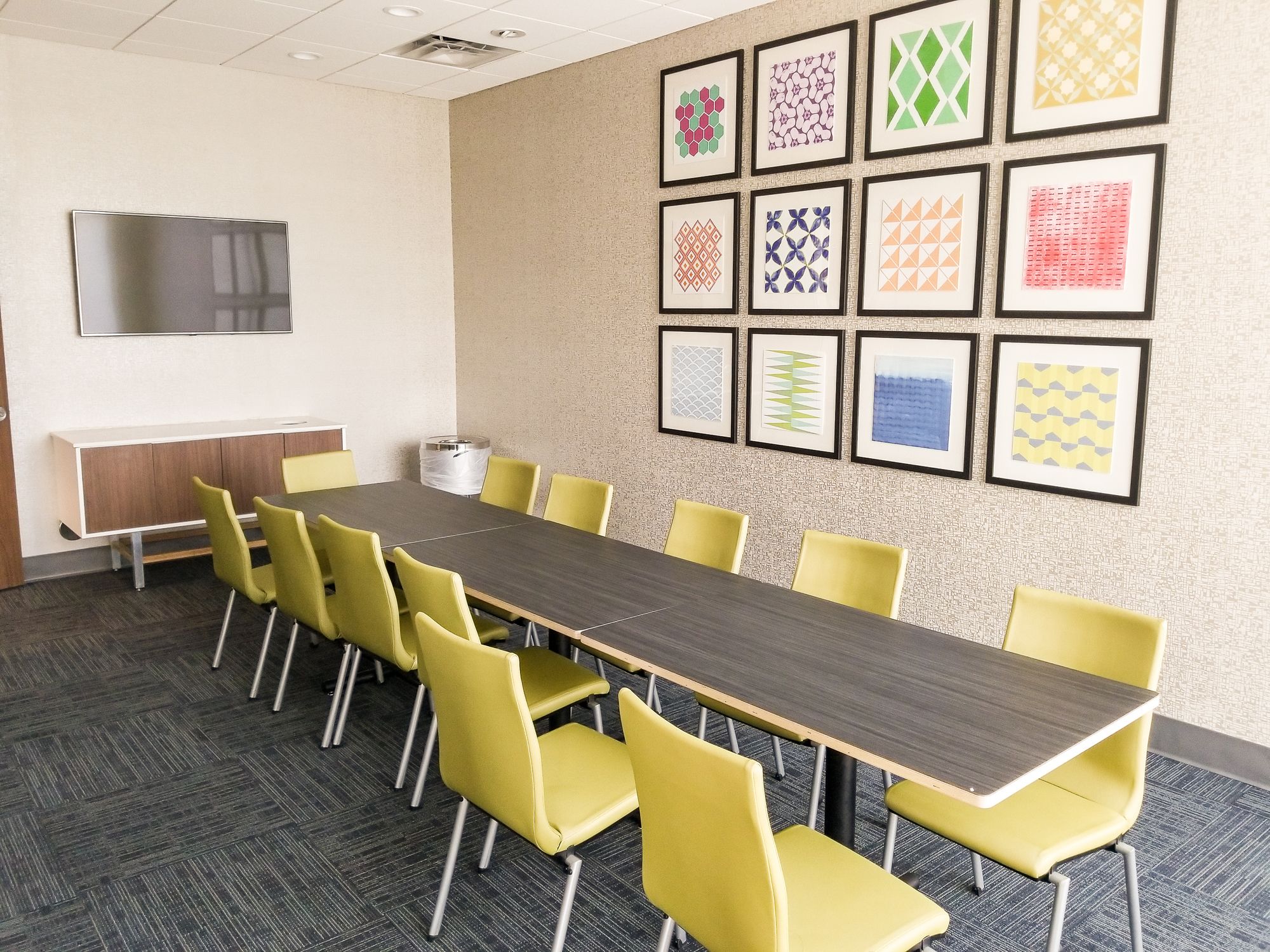 Holiday Inn Express & Suites University Research Park