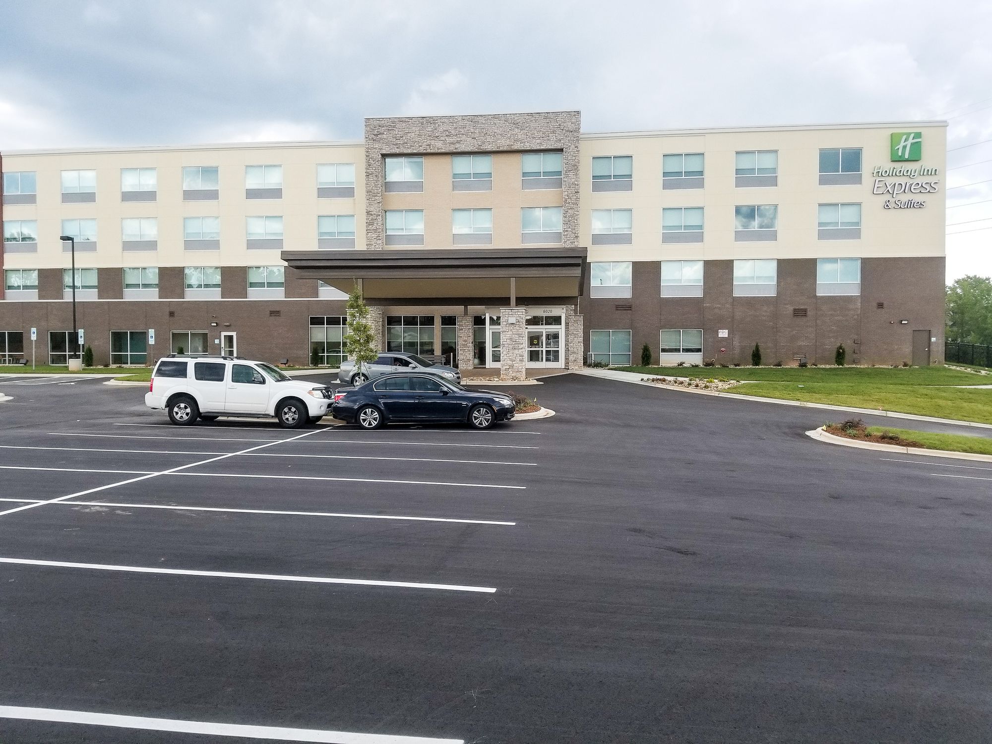 Holiday Inn Express & Suites University Research Park