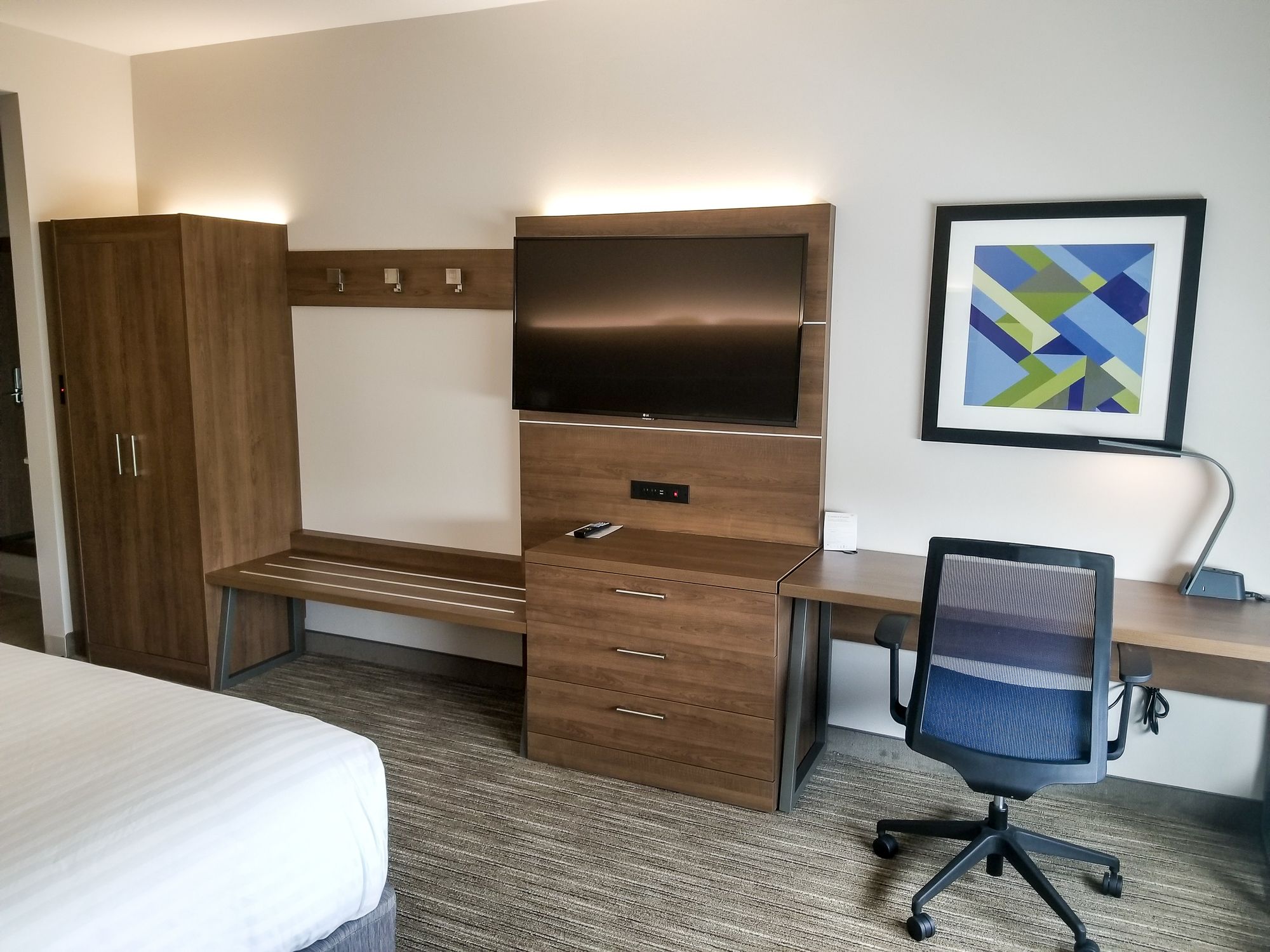 Holiday Inn Express & Suites University Research Park