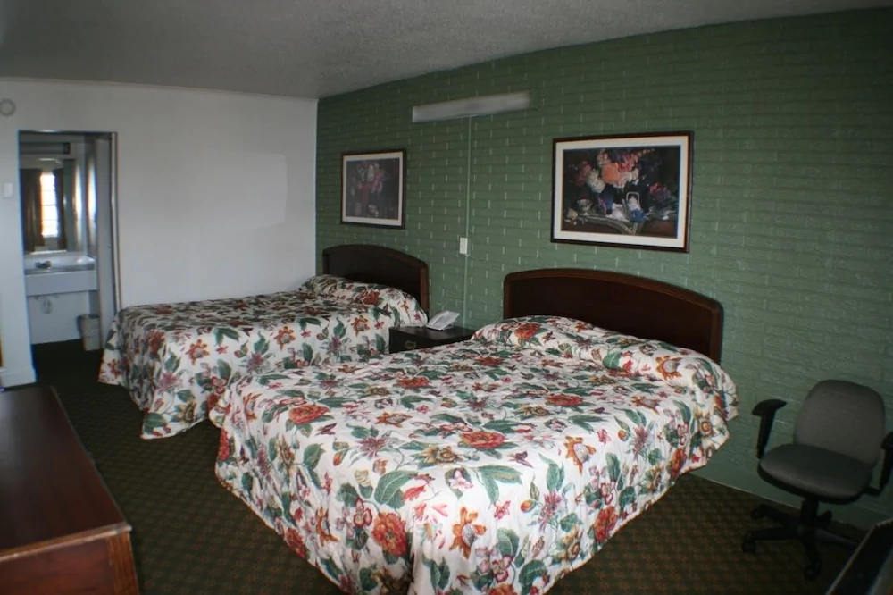 Budget Inn - Charlotte