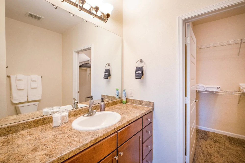 Kasa Charlotte Mallard Creek Apartments