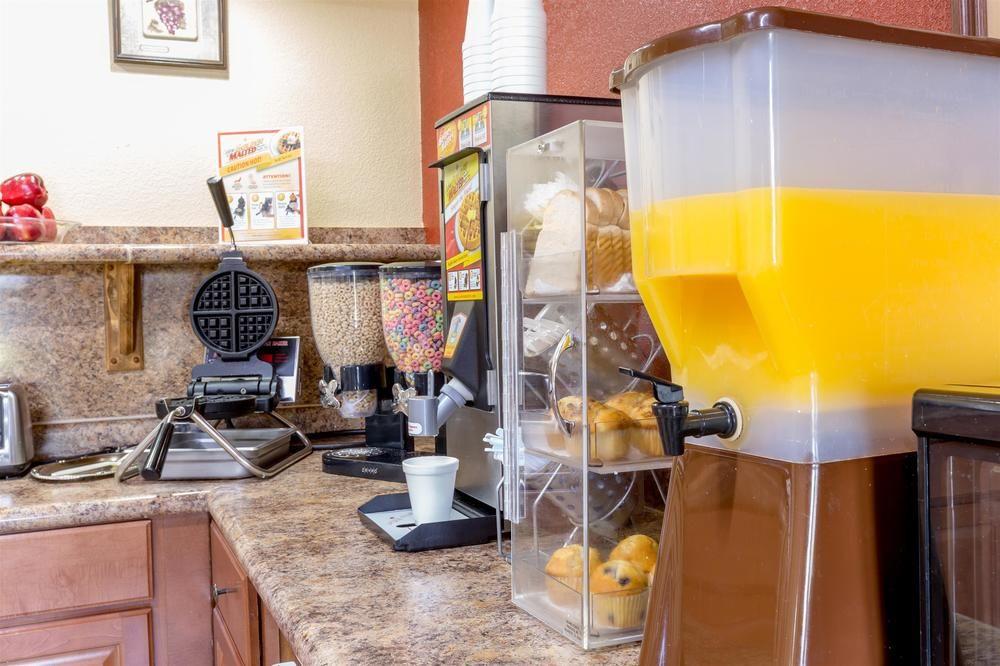 Econo Lodge Charlotte Airport Area