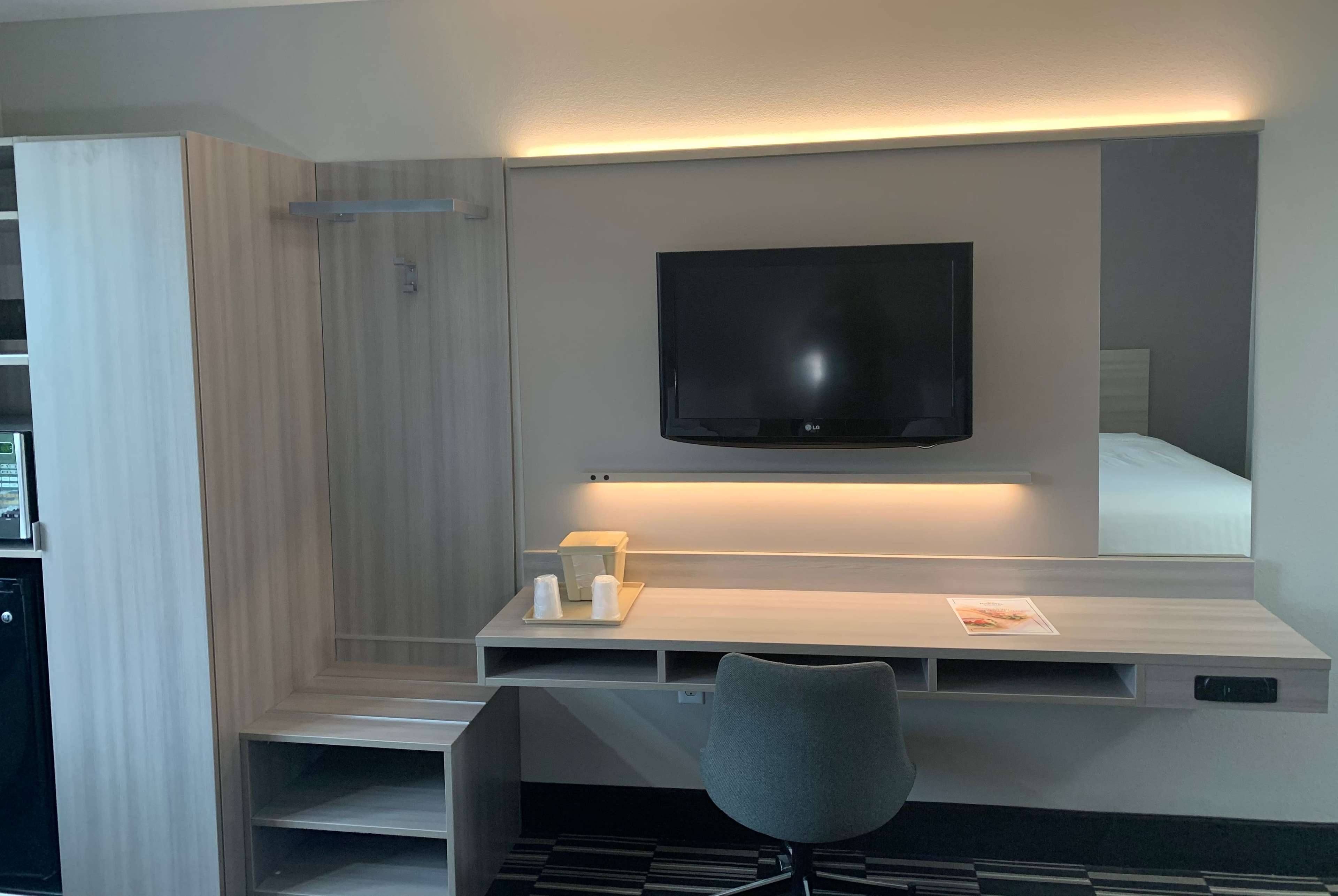 Microtel Inn & Suites by Wyndham Charlotte Airport