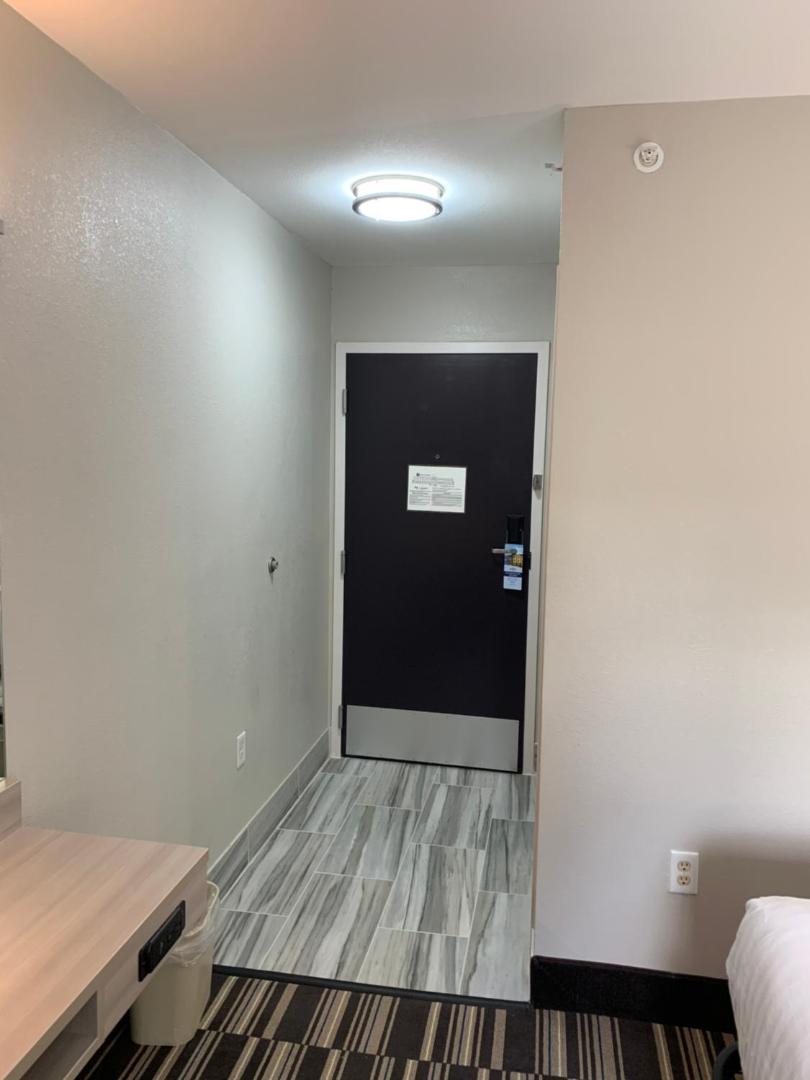 Microtel Inn & Suites by Wyndham Charlotte Airport