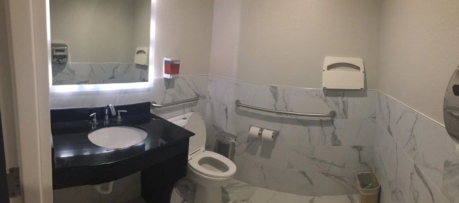 Microtel Inn & Suites by Wyndham Charlotte Airport