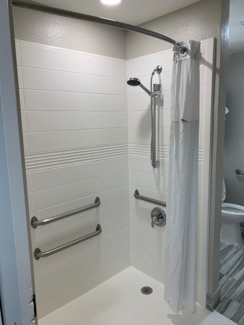 Microtel Inn & Suites by Wyndham Charlotte Airport