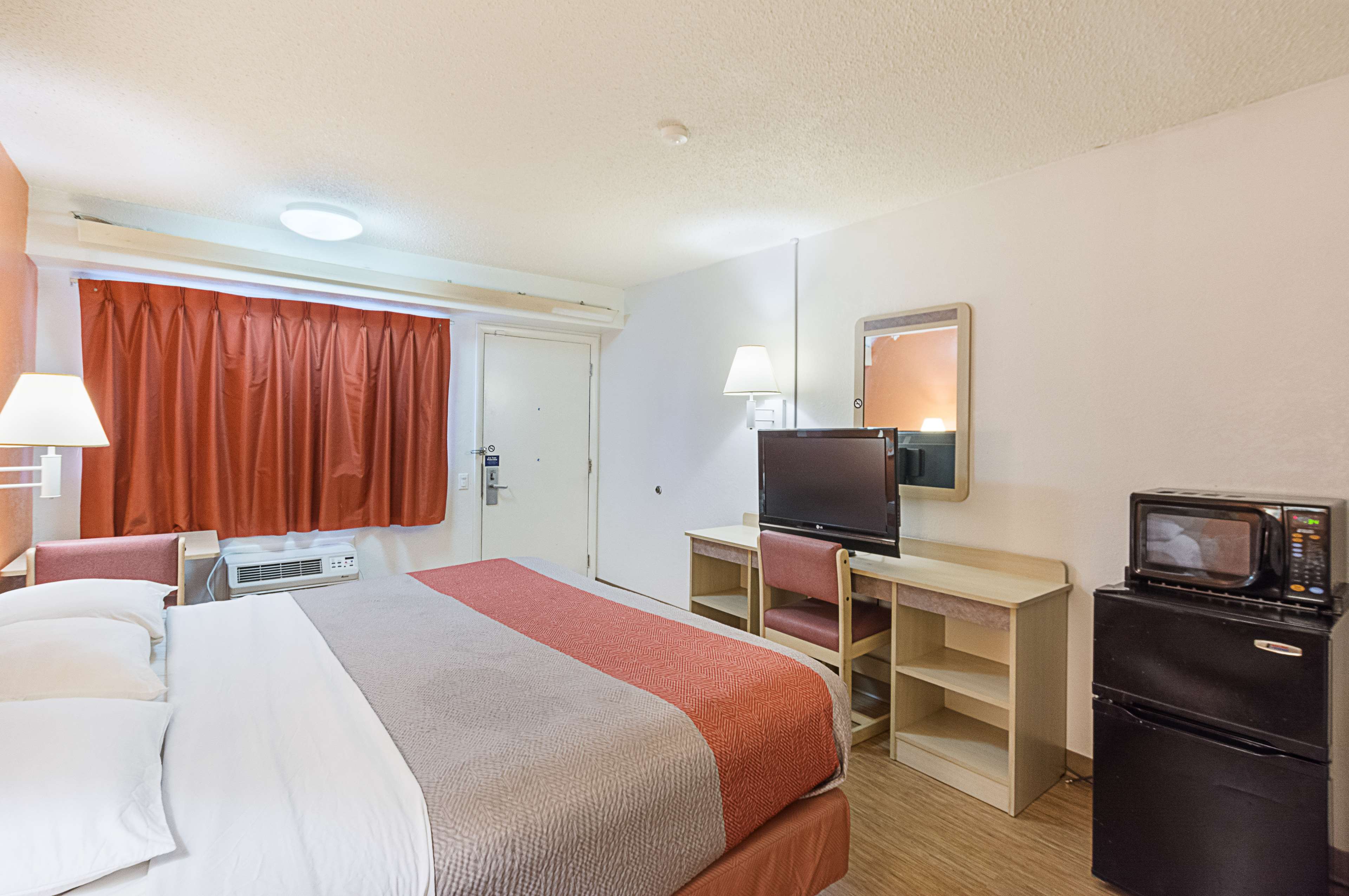 Motel 6 Charlotte Coliseum