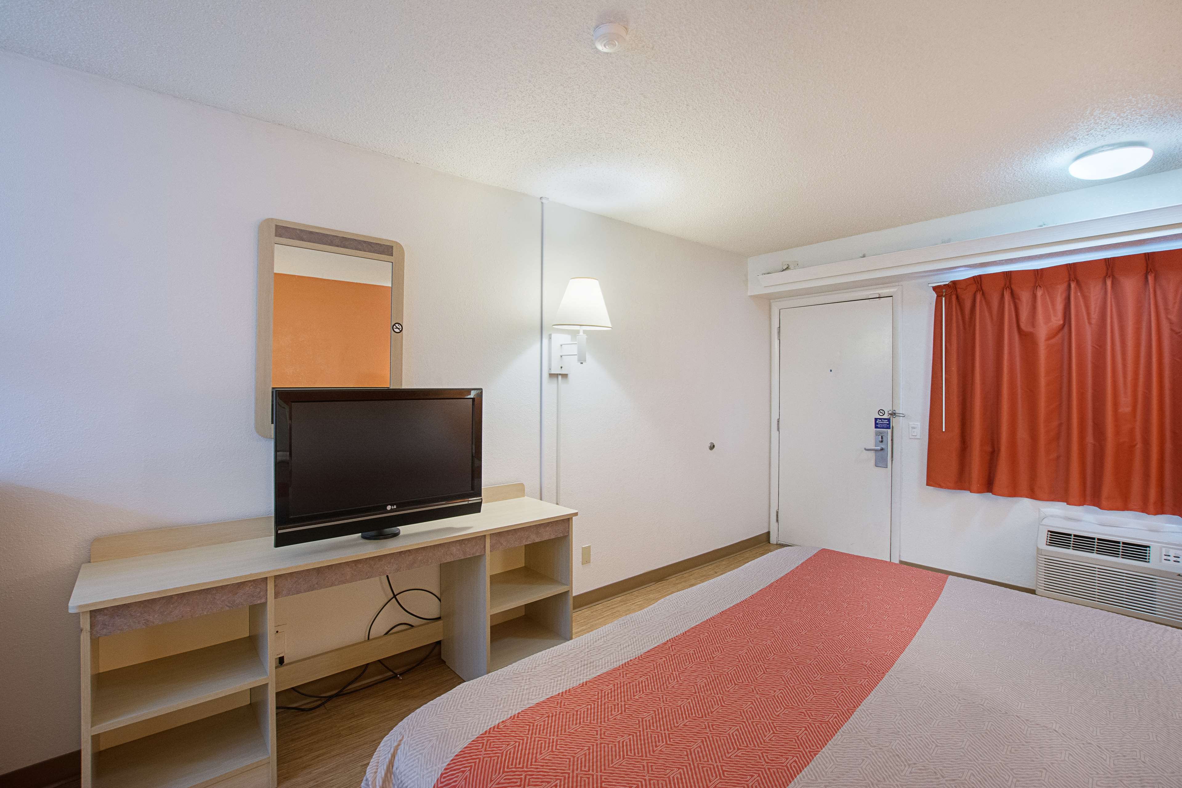 Motel 6 Charlotte Coliseum