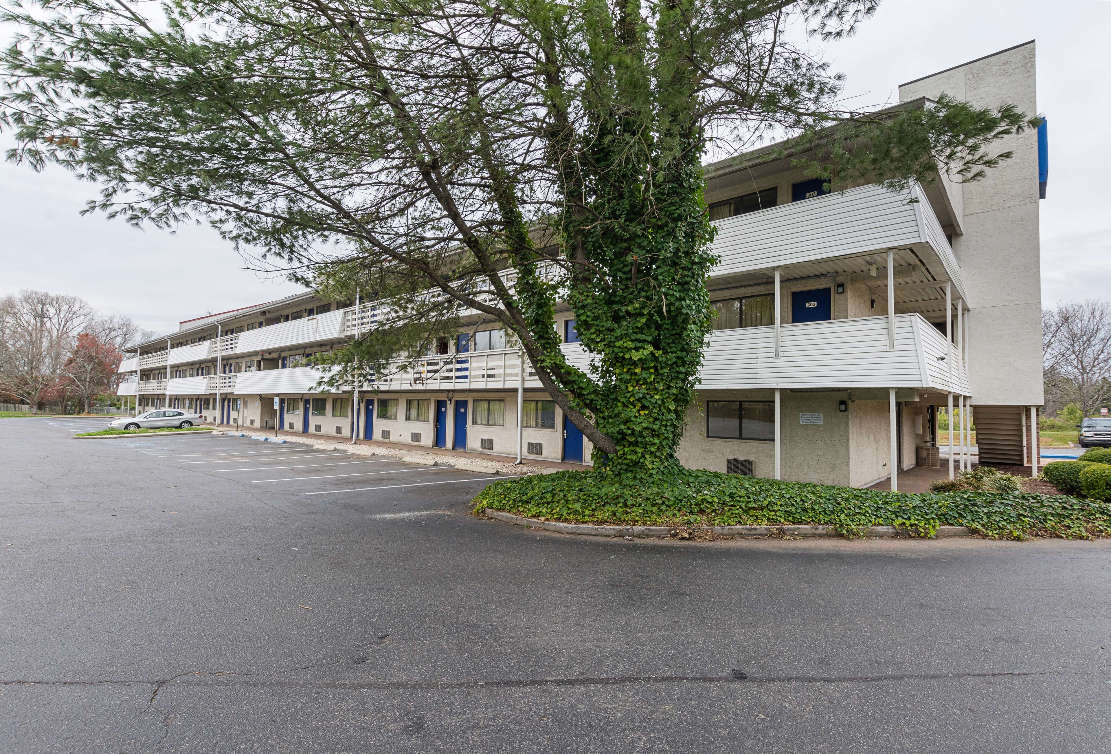 Motel 6 Charlotte Coliseum