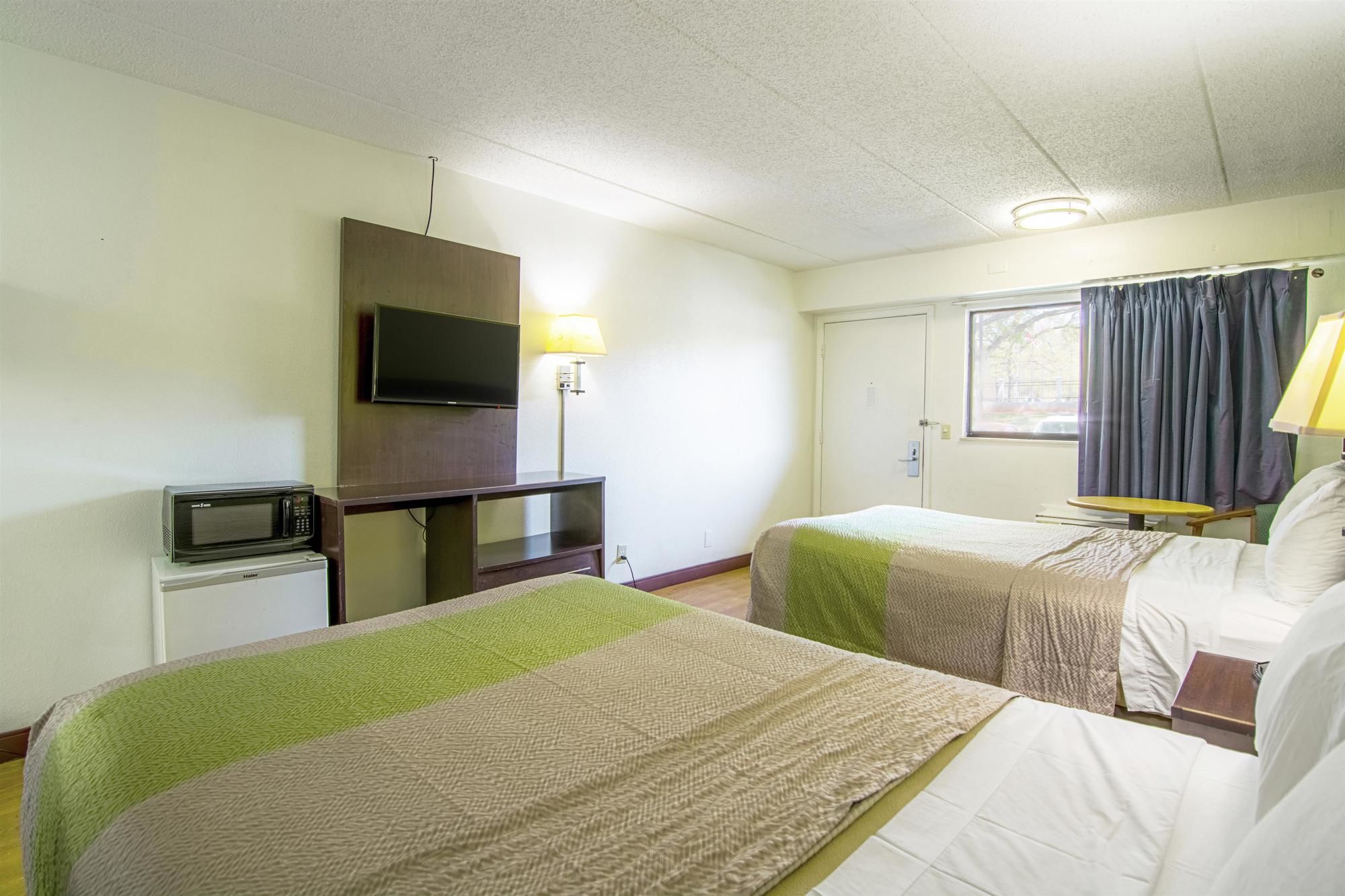 Econo Lodge Charlotte Airport