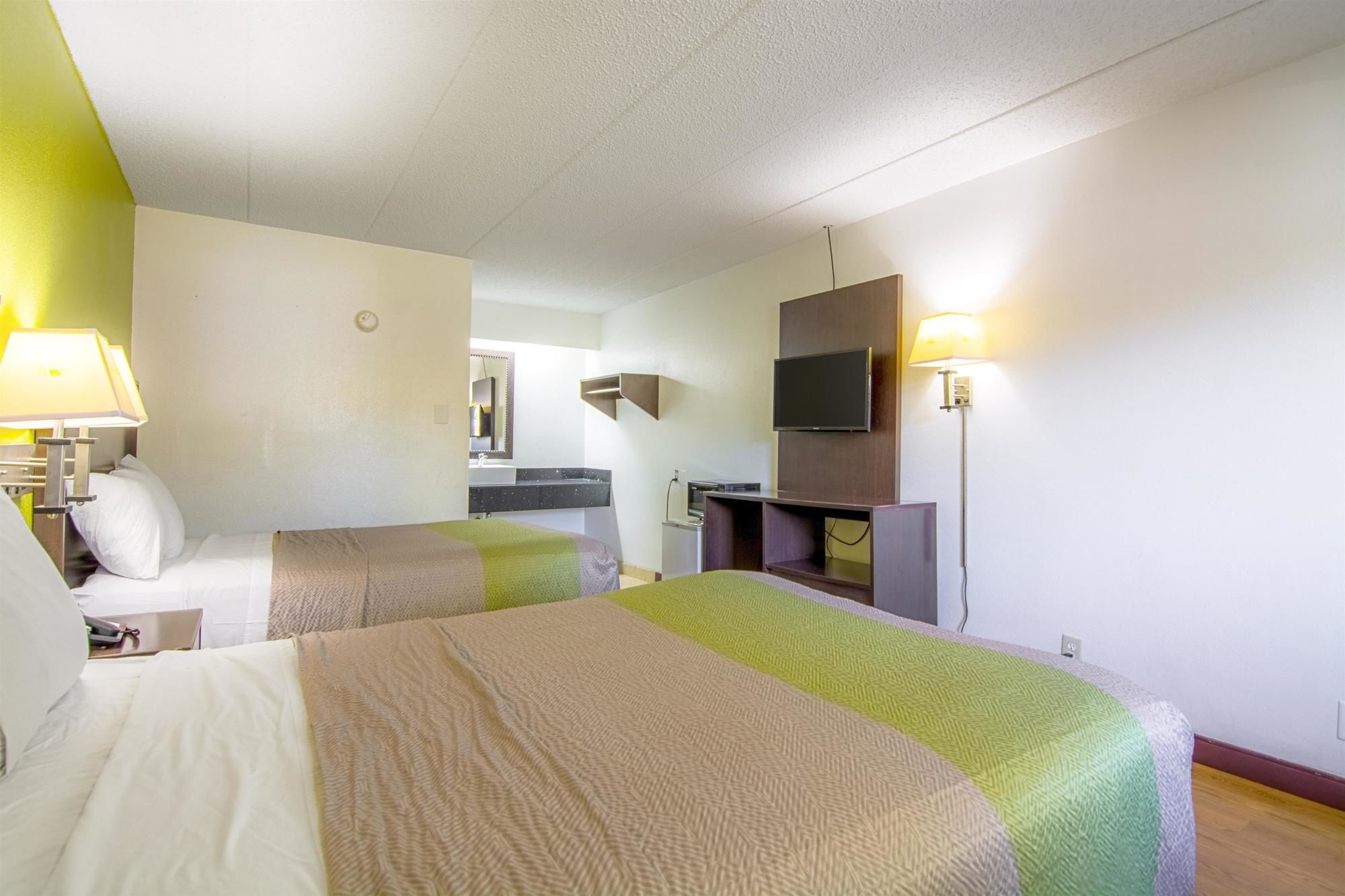 Econo Lodge Charlotte Airport