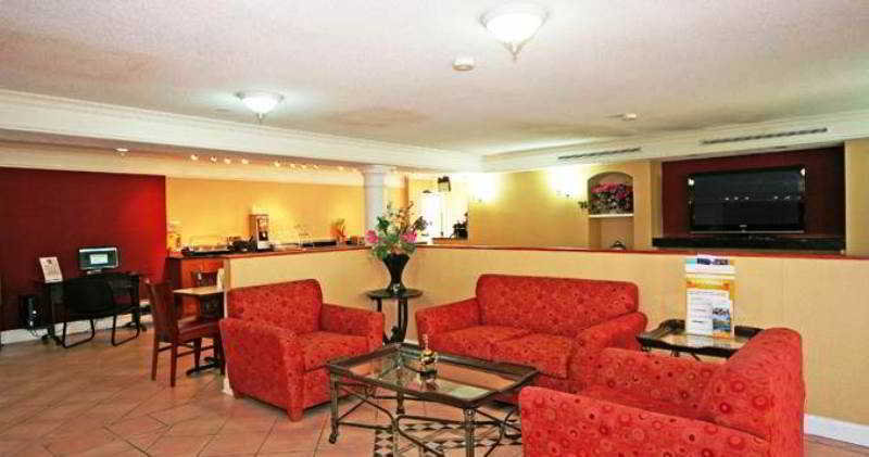 Quality Inn & Suites Airport