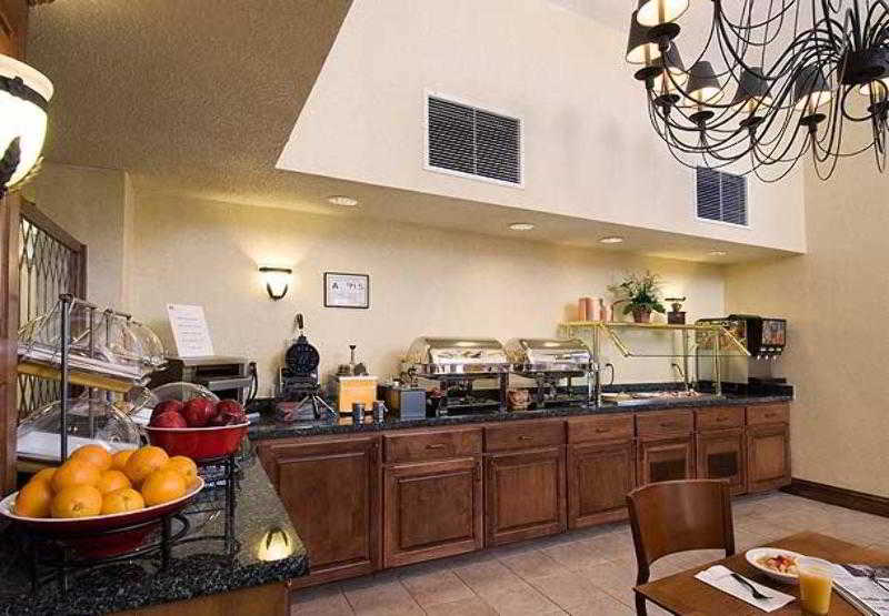 SureStay Studio by Best Western Charlotte Executive Park