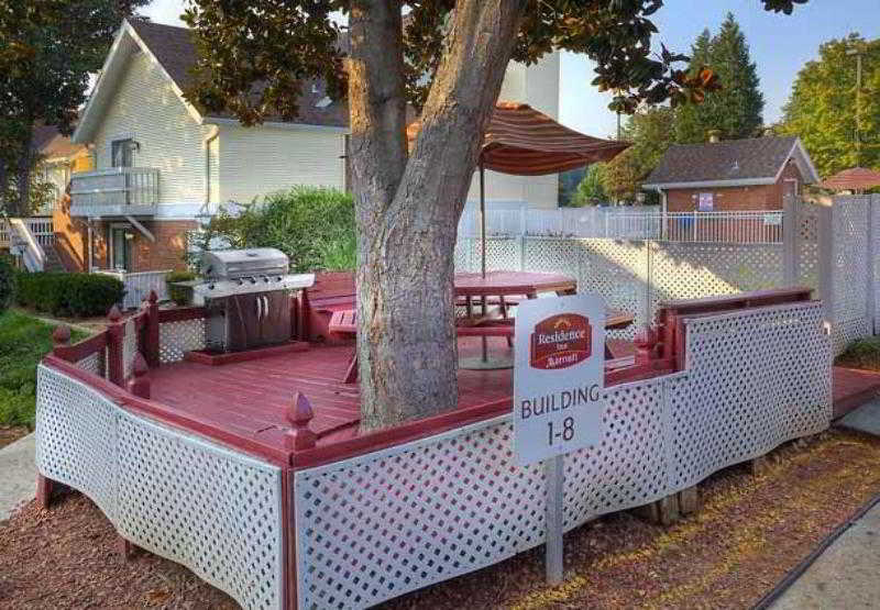 SureStay Studio by Best Western Charlotte Executive Park