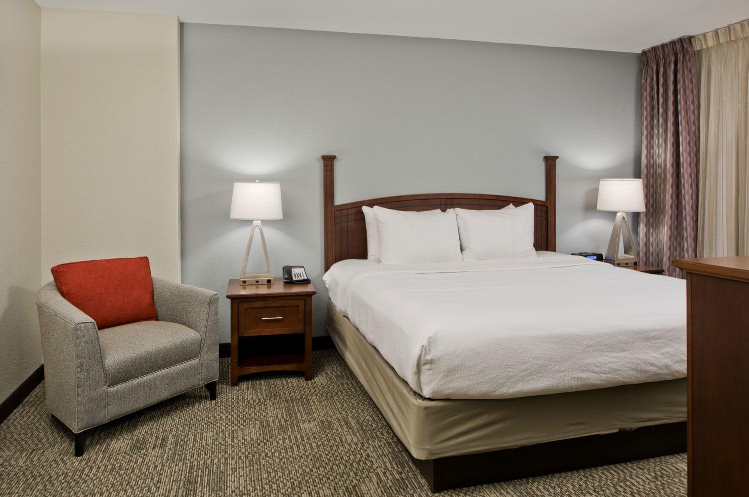 Staybridge Suites Charlotte-Ballantyne
