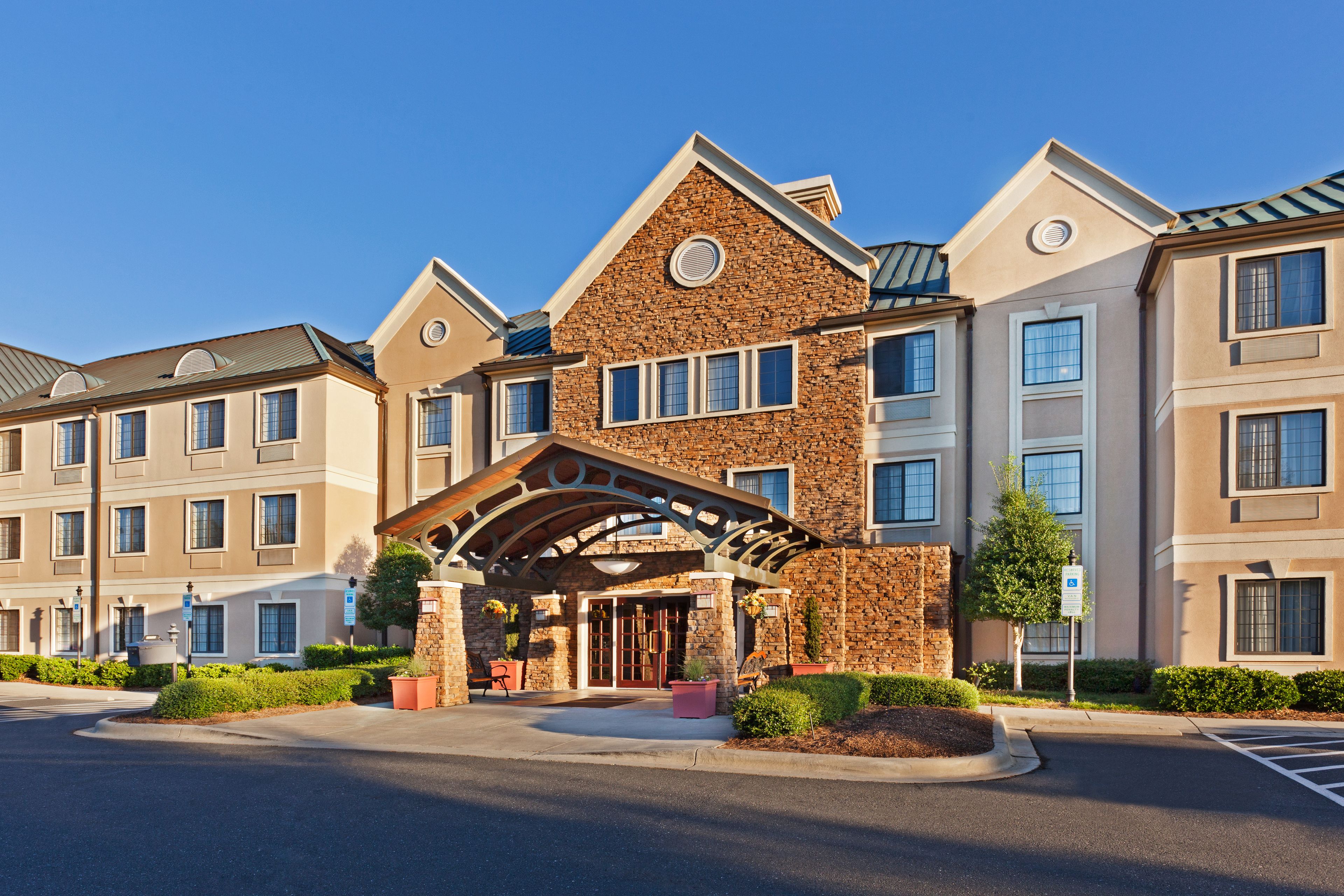 Staybridge Suites Charlotte-Ballantyne