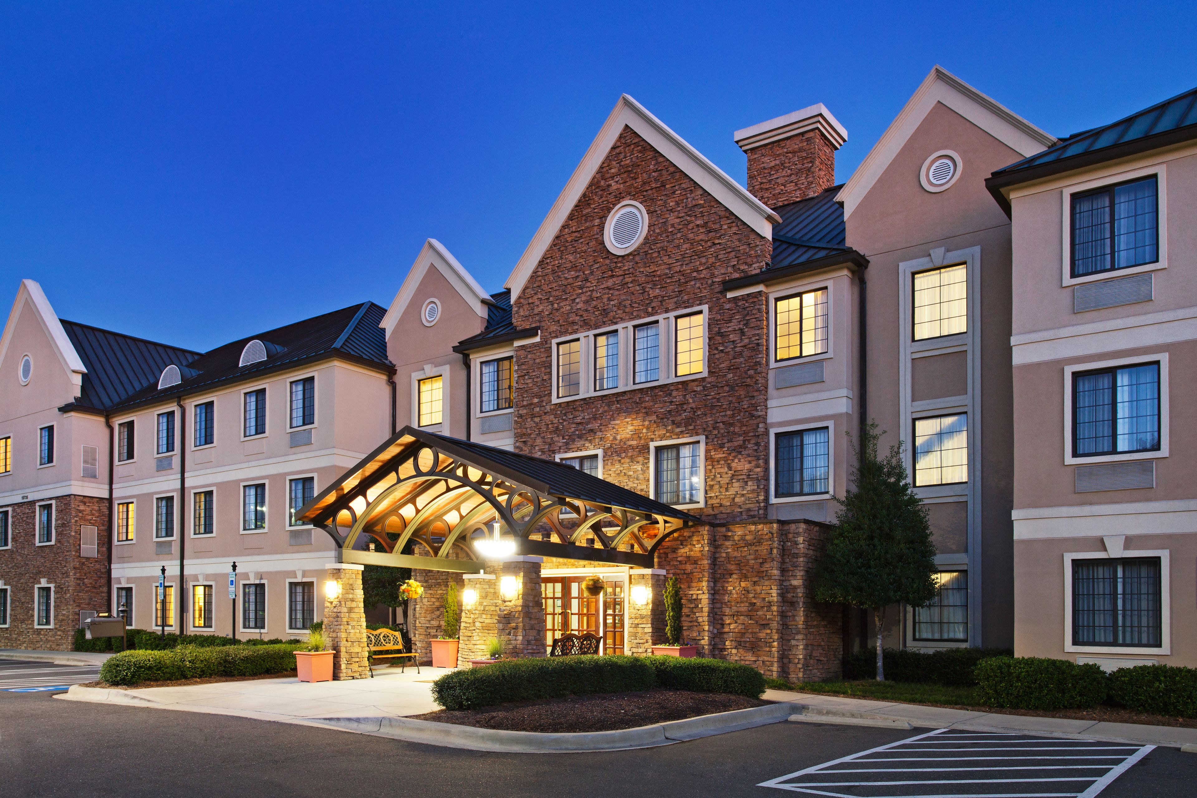 Staybridge Suites Charlotte-Ballantyne