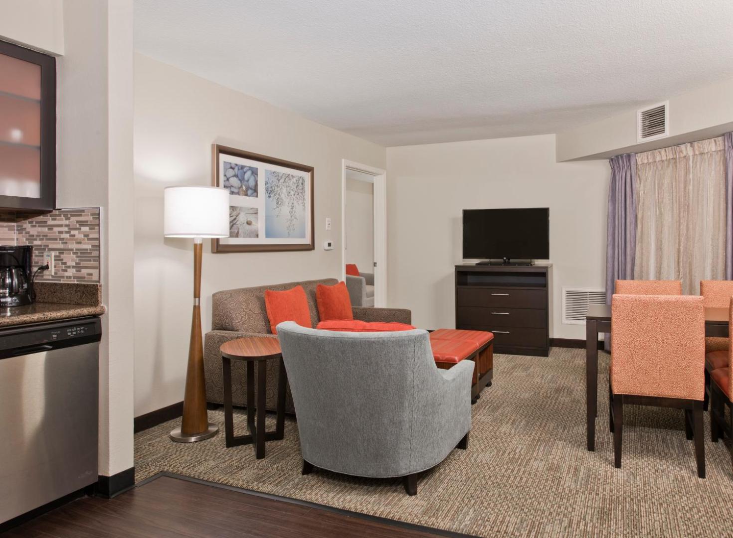 Staybridge Suites Charlotte-Ballantyne