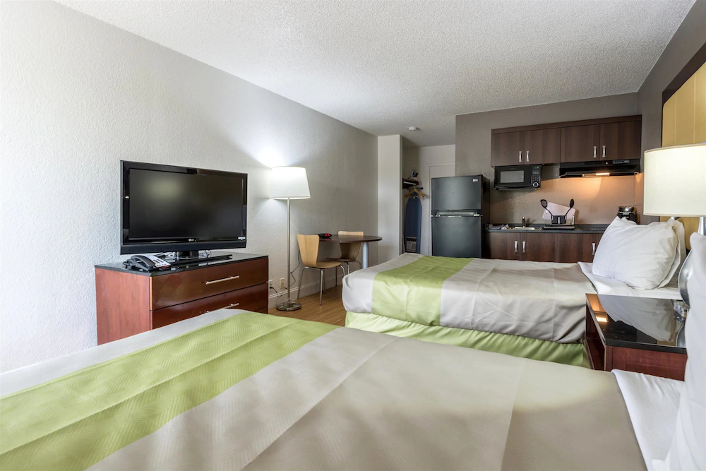 Studio 6 Charlotte NC