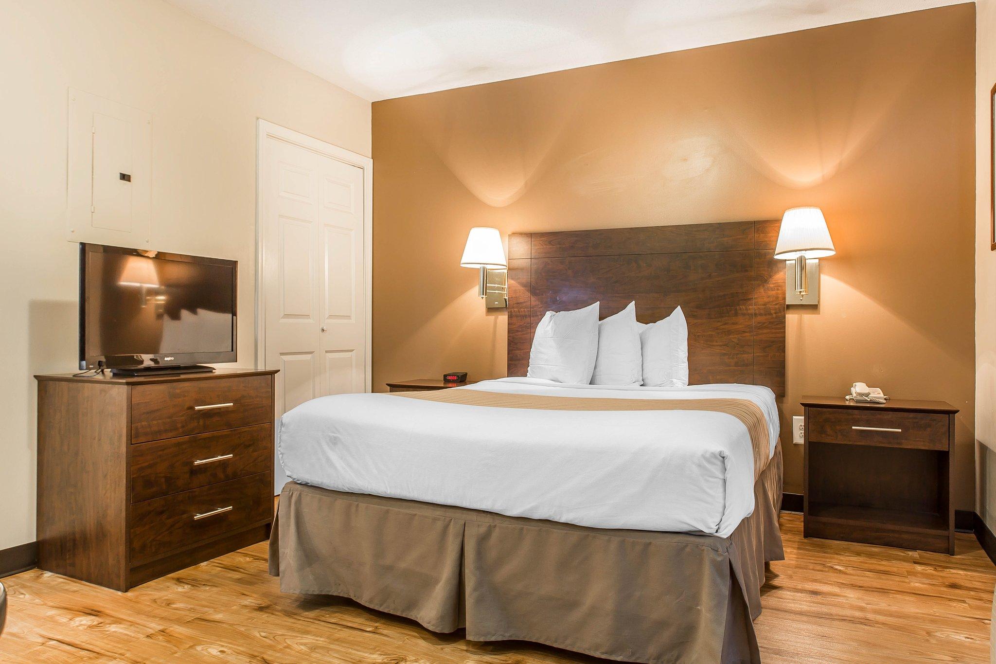 Suburban Studios near University of North Carolina-Charlotte