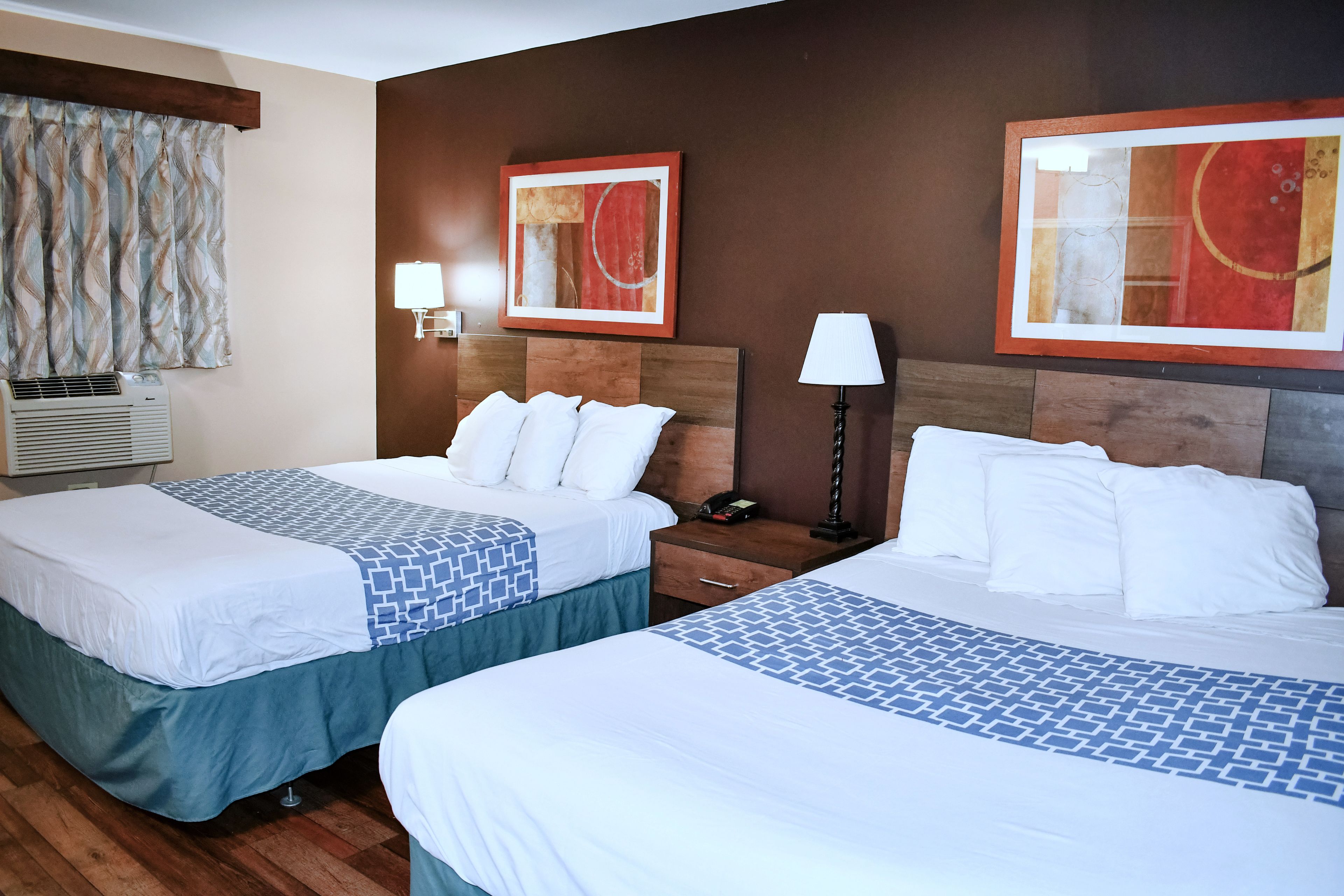 Suburban Studios Charlotte-Ballantyne