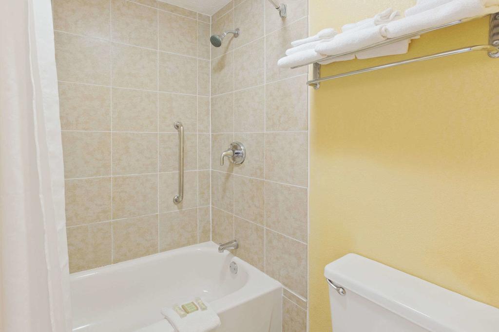 Rodeway Inn Charlotte Airport Area