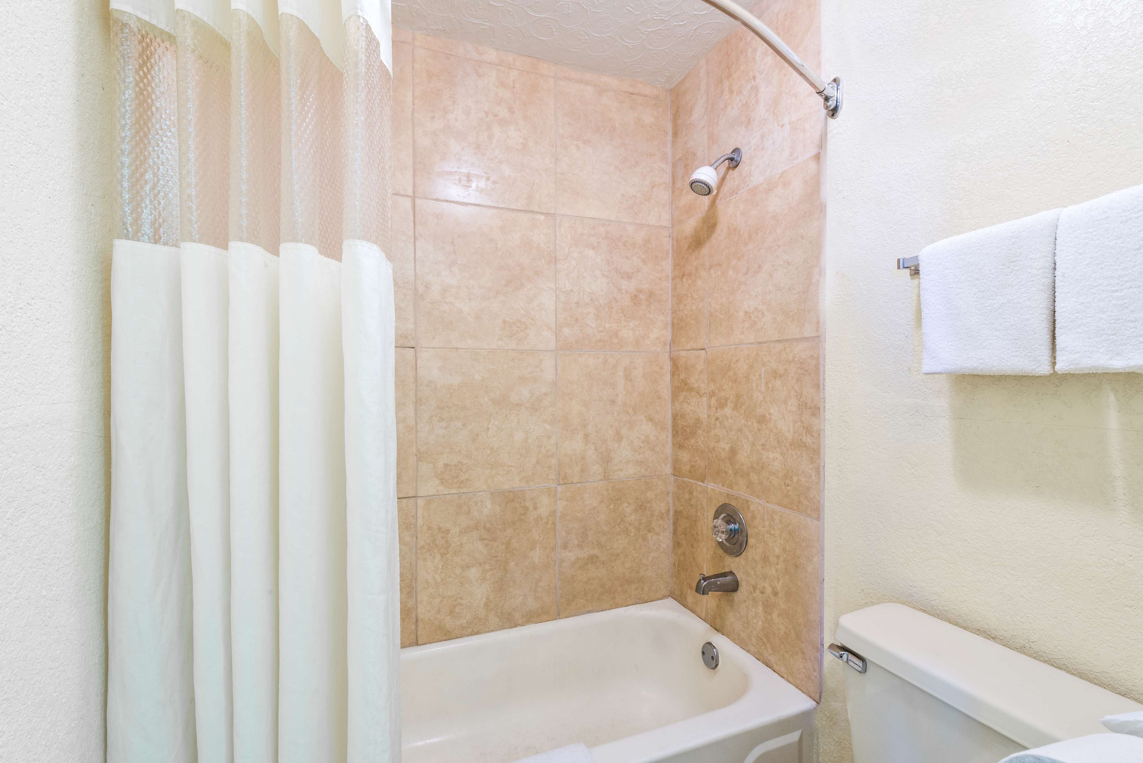 Motel 6 Charlotte NC-Northlake