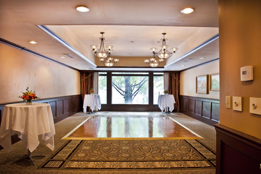 The Dunhill Hotel