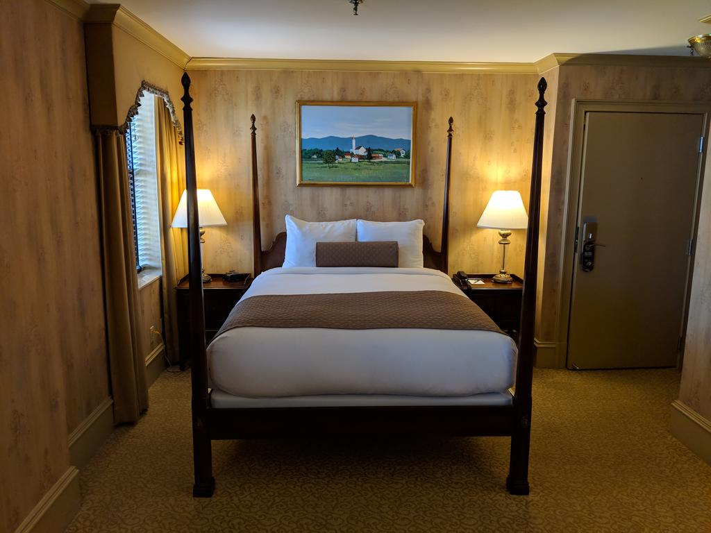 The Dunhill Hotel