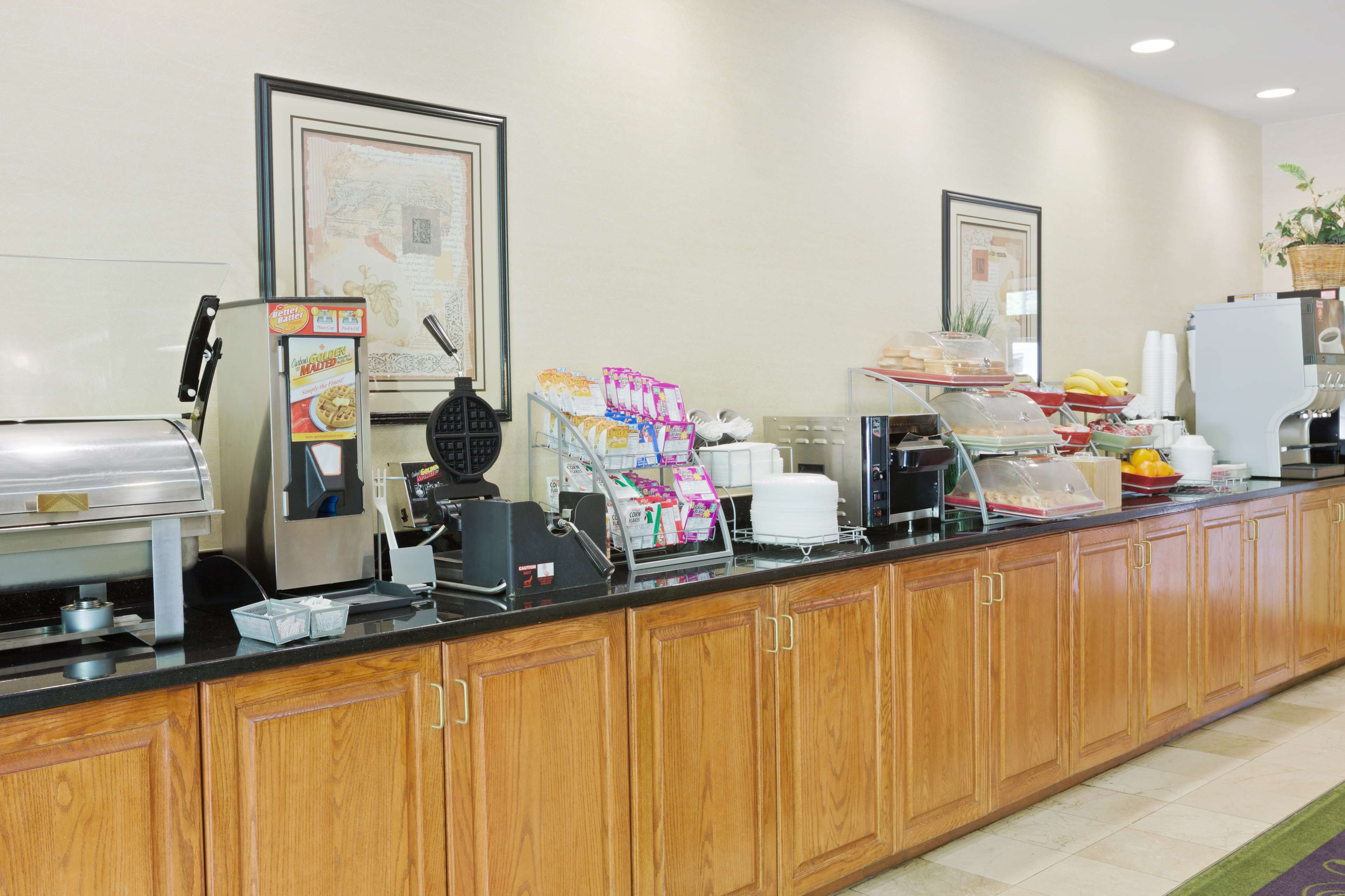 Wingate By Wyndham Charlotte Airport I-85/I-485