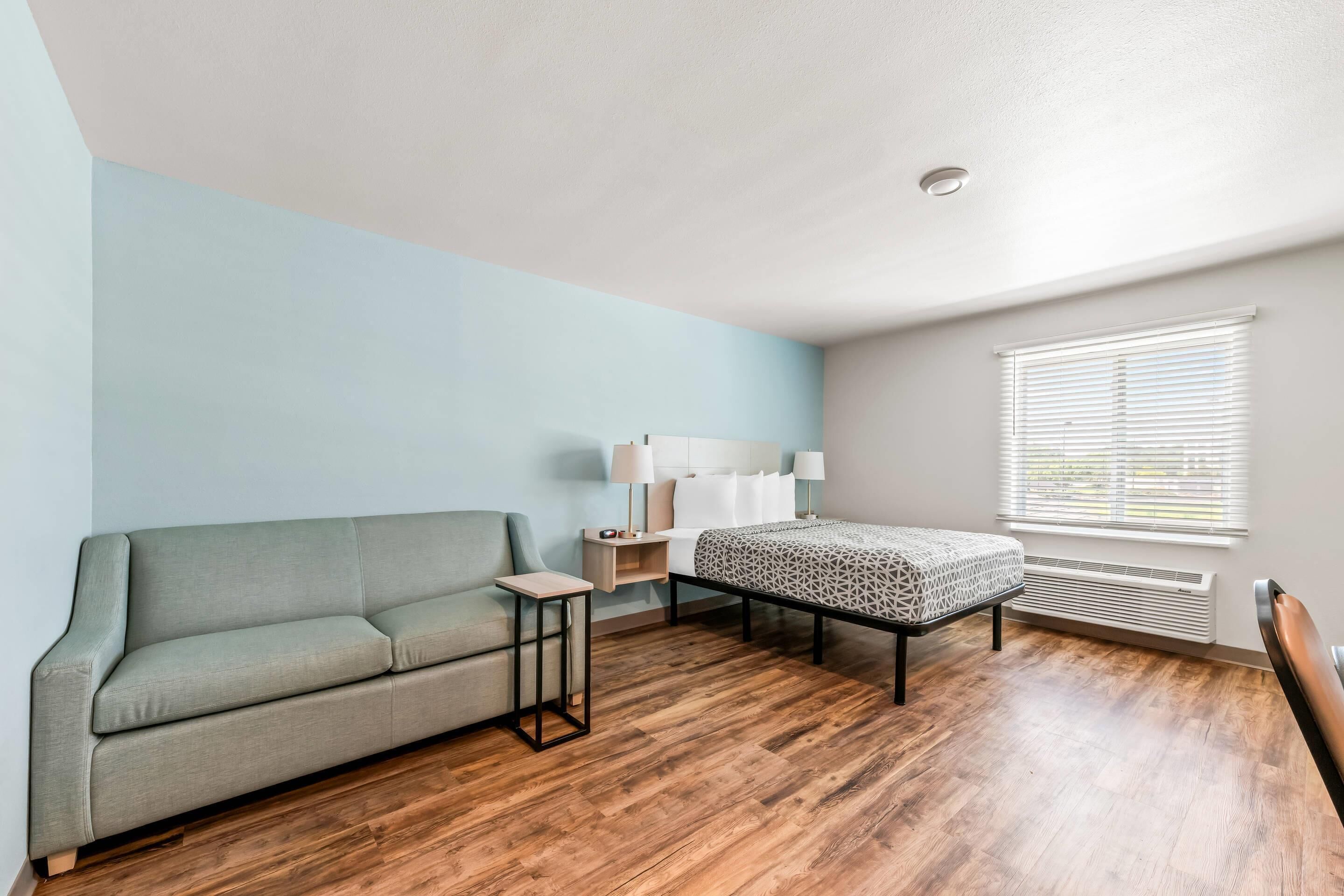 WoodSpring Suites Charlotte - Arrowood