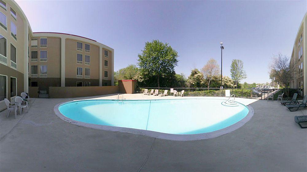 Wyndham Garden Charlotte Executive Park
