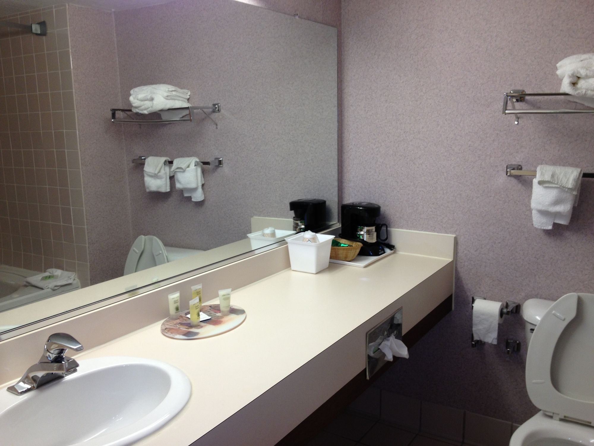 Cherokee Grand Hotel