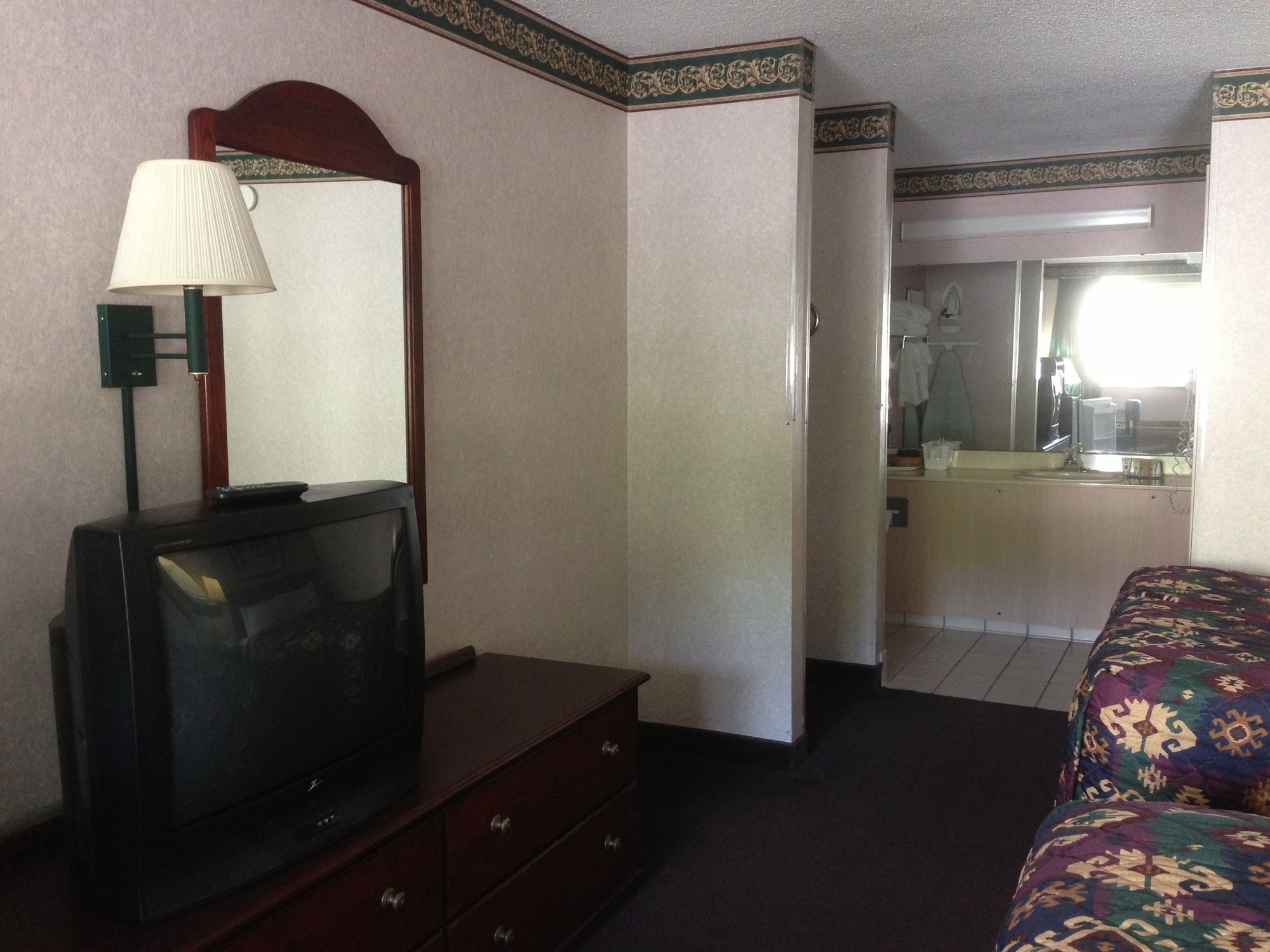 Cherokee Grand Hotel