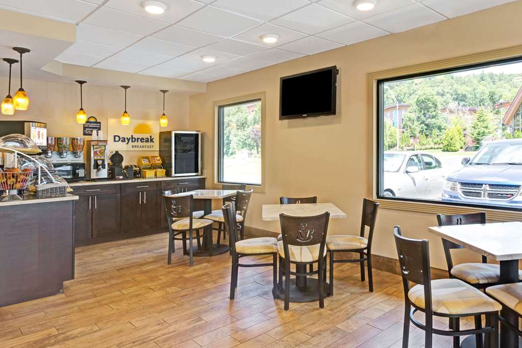 Days Inn by Wyndham Cherokee Near Casino