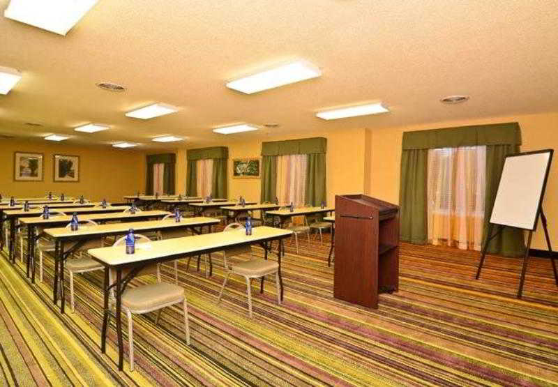 Fairfield Inn & Suites Cherokee