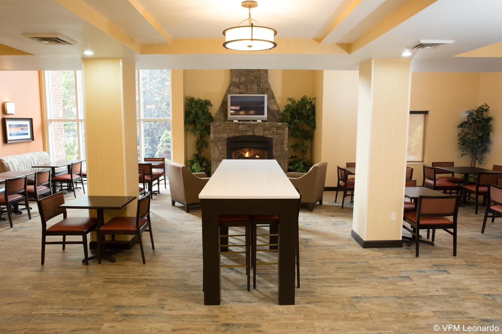 Holiday Inn Express & Suites Cherokee / Casino