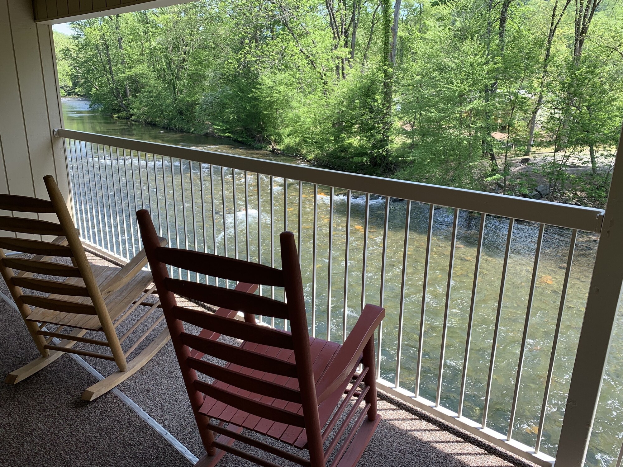River's Edge Motel