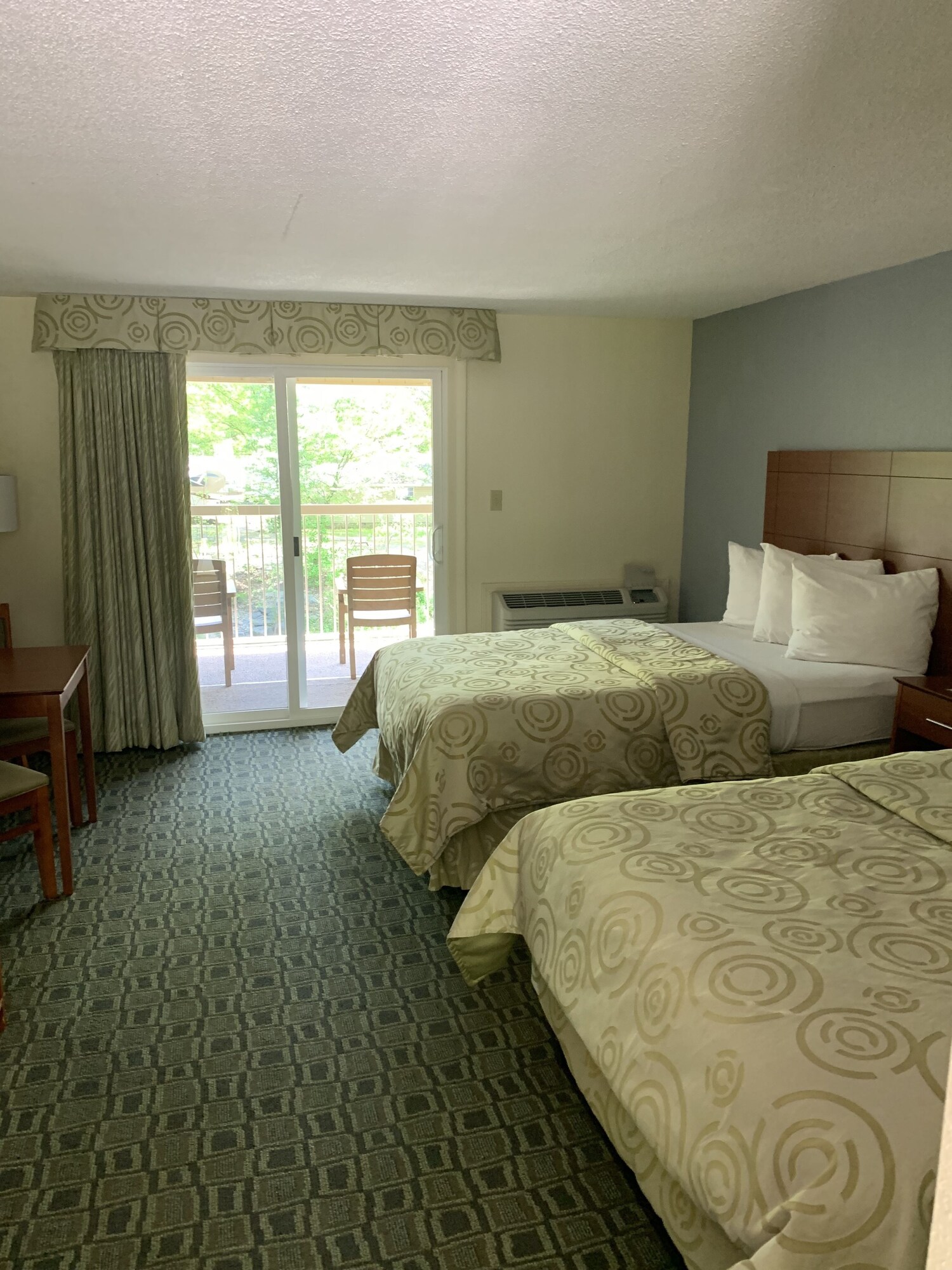 River's Edge Motel