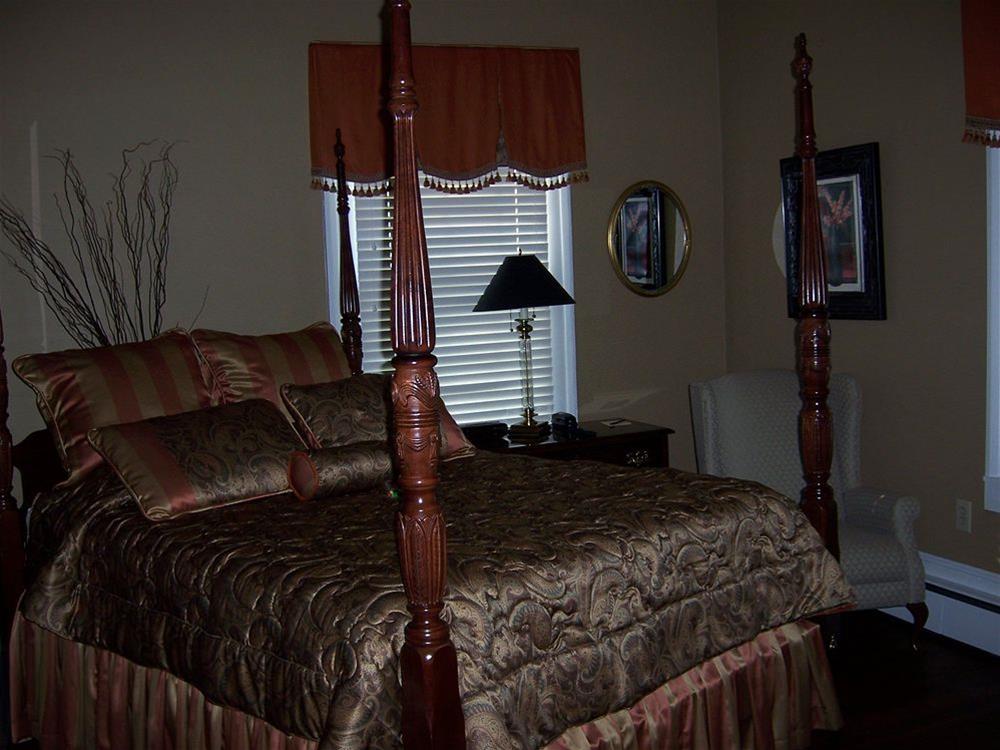 The Ashford Inn