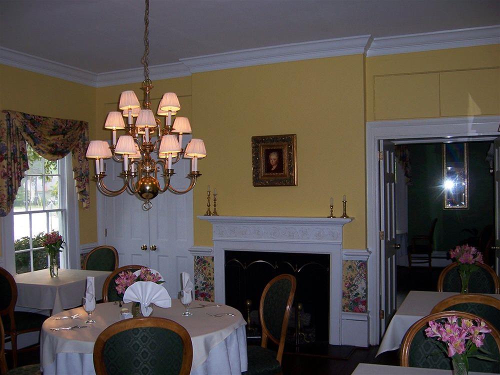The Ashford Inn