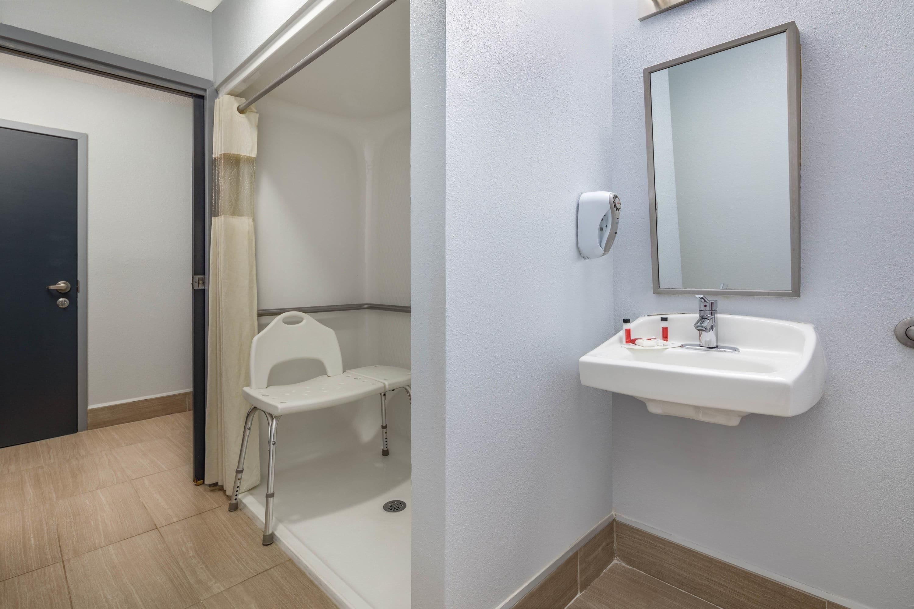 Microtel Inn & Suites by Wyndham Cornelius/Lake Norman